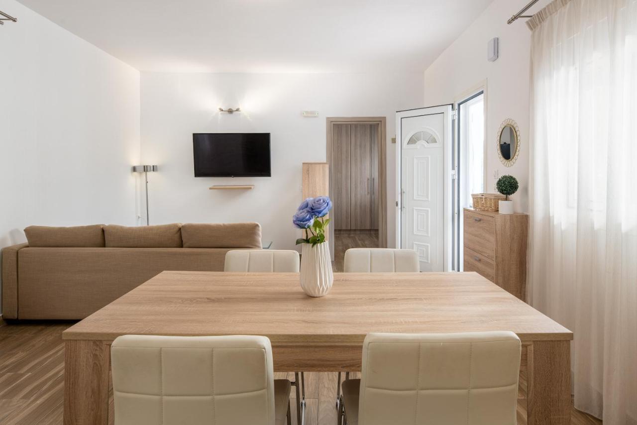 Theros Luxury Apartment Archangelos  Ngoại thất bức ảnh