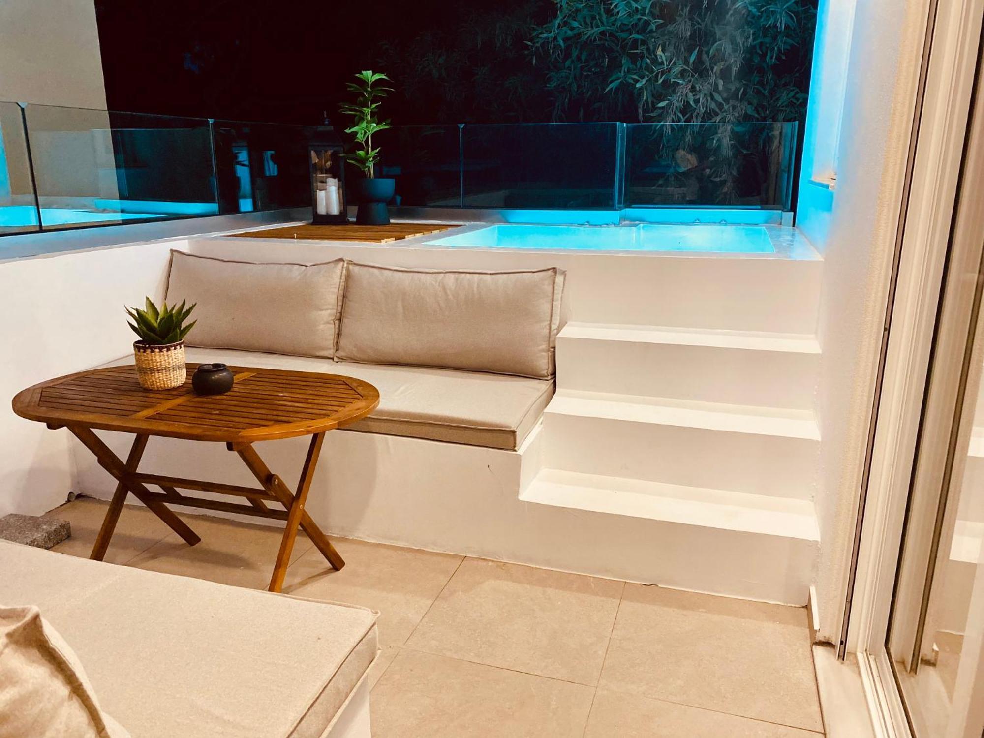 Theros Luxury Apartment Archangelos  Ngoại thất bức ảnh